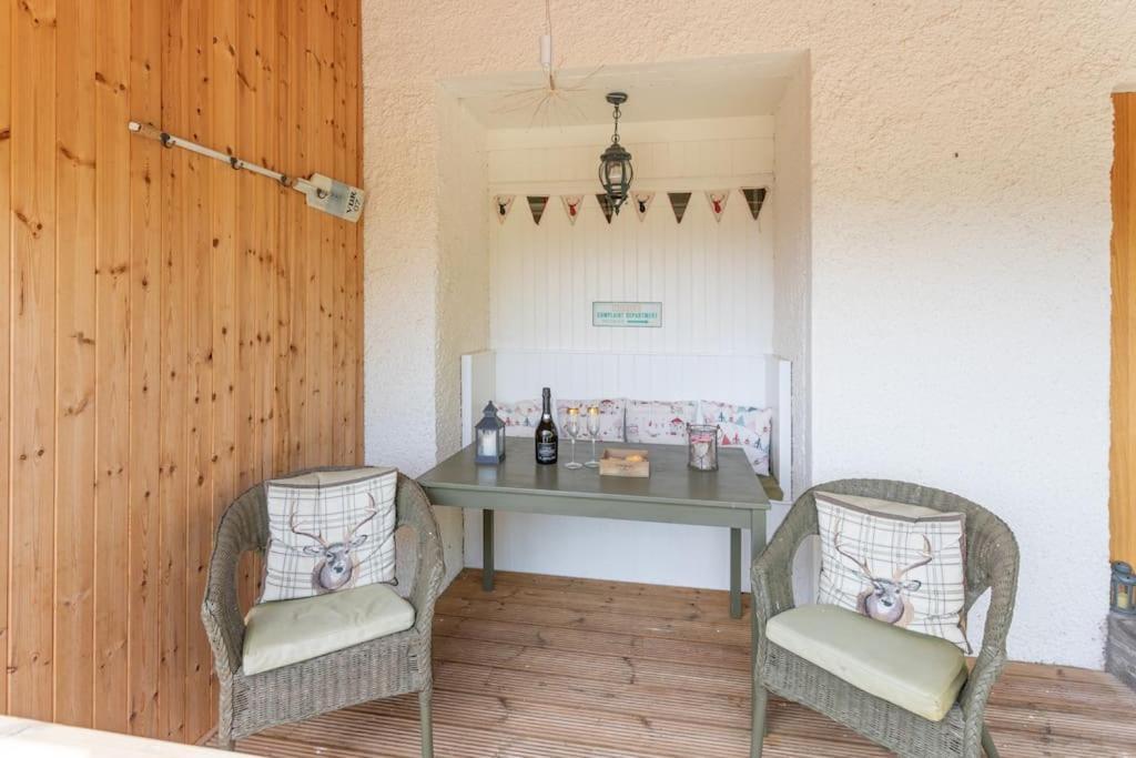 The Mews - A Cottage With A Spectacular Lake View Port Of Menteith Ngoại thất bức ảnh